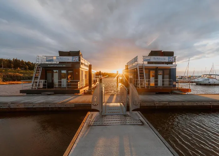 Breeze Retreat In Botel